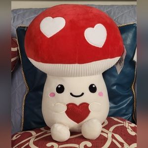 Cute Kawaii Blushing Mushroom with Heart Toys Valentine's Day Plush